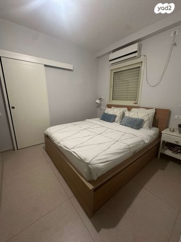 דירה, עוזיאל 159, אזור הבילויים, רמת גן