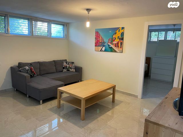 יחידת דיור, ורד 12, שאר העיר, להבים