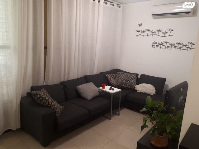 דירה, דרך זאב ז'בוטינסקי 109, שכונת גפן, רמת גן