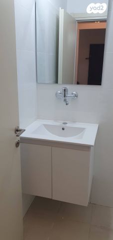 דירה, שמעון בר גיורא 7, שכונה ד', באר שבע