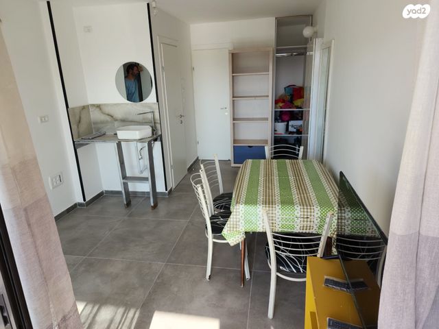 דירה, משגב עם 14, קרית שלום, תל אביב יפו