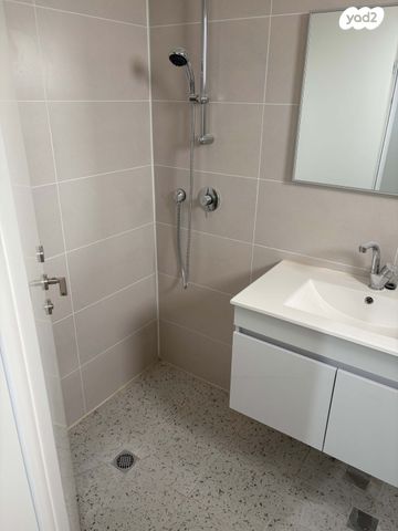 דירה, לאה גולדברג 16, צפון נס ציונה, נס ציונה