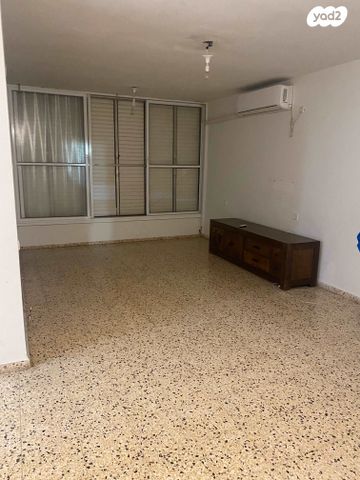 דירה, הבנים 113, גבעת נוף, נס ציונה