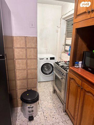 דירה, מטולה 11, נווה רם, שיכון מזרחי, רמת גן