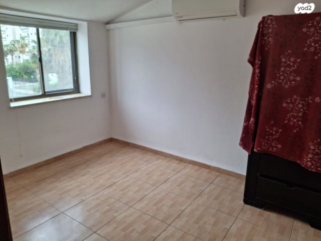 גג/ פנטהאוז, אחד העם 10, עיר, מרכז העיר, נהריה