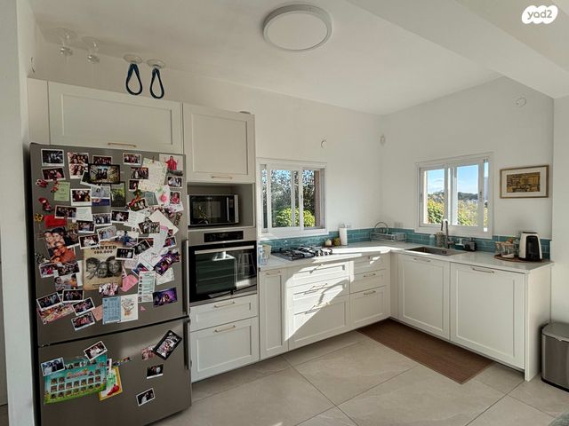 דירת גן, ויתקין 32, אחוזה, חיפה