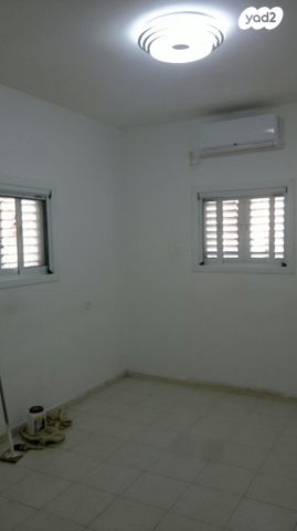 דירה, הרצל 97, ראשונים, ראשון לציון