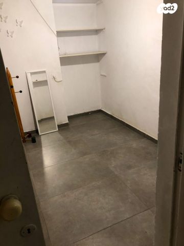 דירה, המצי"ר 4, שכונת חשמונאים, מרכז העיר א, רמת גן