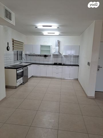 דרך הפארק 25