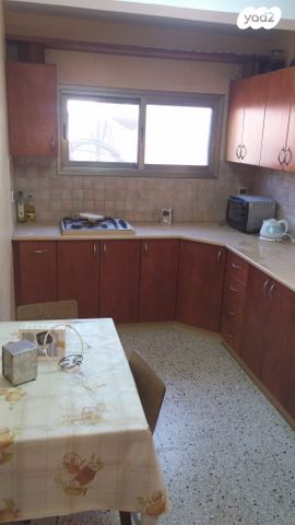 דירת גן, שיבת ציון 12, גבעת אולגה, חדרה