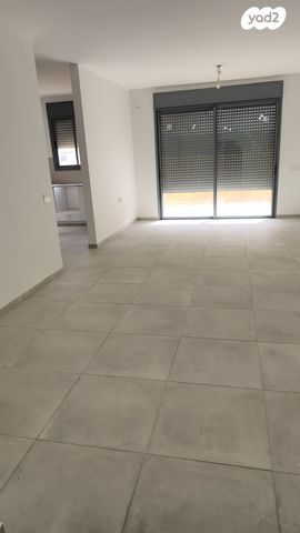 דירת גן, לשם 22, שאר העיר, אריאל