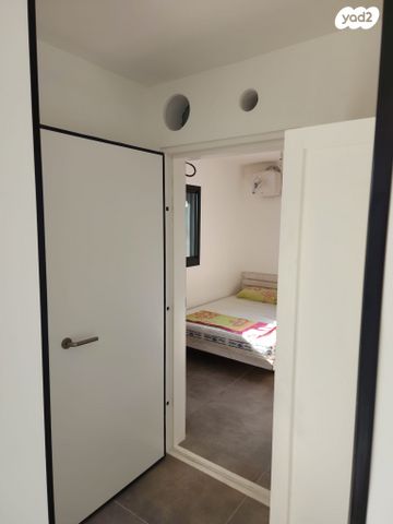 דירה, משגב עם 14, קרית שלום, תל אביב יפו