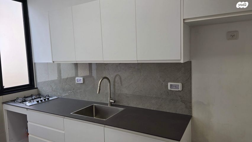 דירה, צבי ש"ץ 15, גרין ועם, חולון