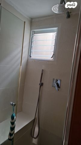 בית פרטי/ קוטג', רמב"ם 4, השכונה הוותיקה, גבעת שמואל