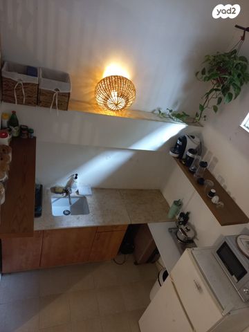 סטודיו/ לופט, הקישון 72, פלורנטין, תל אביב יפו