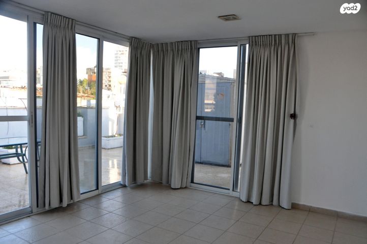 אבן גבירול 14