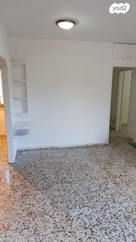 דירה, משה דיין 2, גני אלון, חדרה