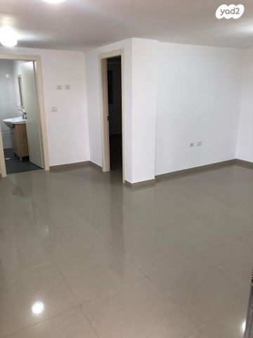 יחידת דיור, האלה 1, אביעזר, אביעזר