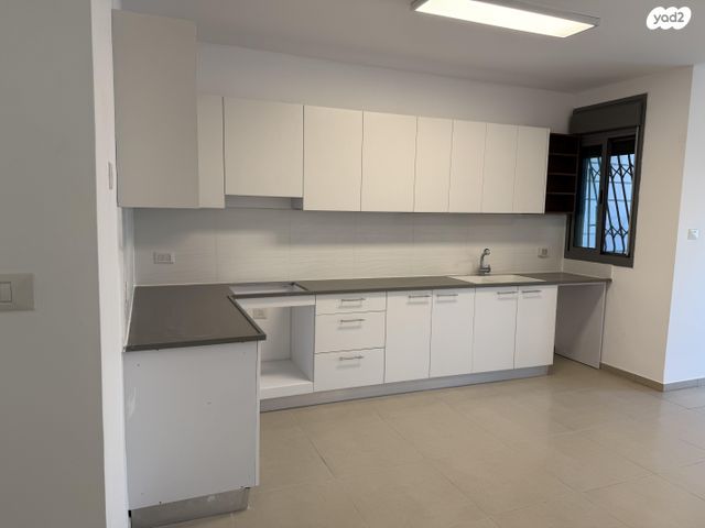 דירה, רח 600 6, בני ברק צפון, בני ברק