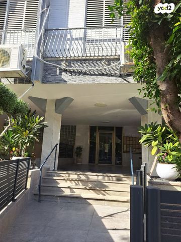 דירה, השר שפירא 6, דרום מערב ותיק, בת ים