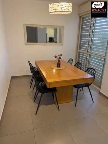 גג/ פנטהאוז, נווה רם, שיכון מזרחי, רמת גן