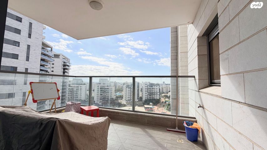 דירה, פרופ' אפרים קציר 21, רחובות המדע, רחובות