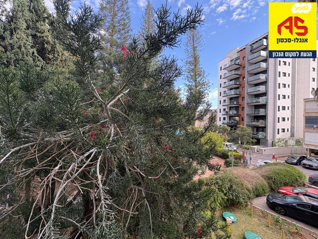 דירה, קריניצי, שכונת בן גוריון, מרכז העיר ג', רמת גן