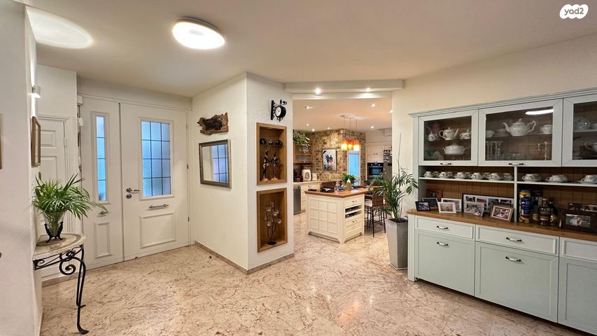 בית פרטי/ קוטג', רמות מנחם, הוד השרון