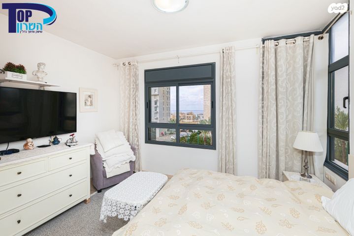 דירה, הבריגדה היהודית 48, גלי הים, נתניה