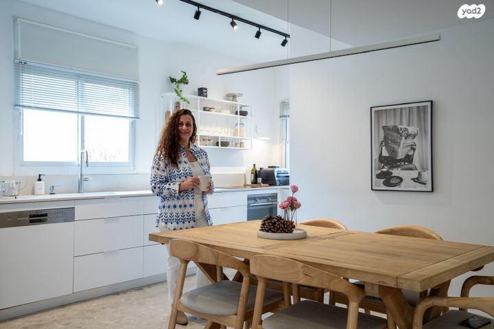 דופלקס, הפרחים, מודיעין מכבים רעות