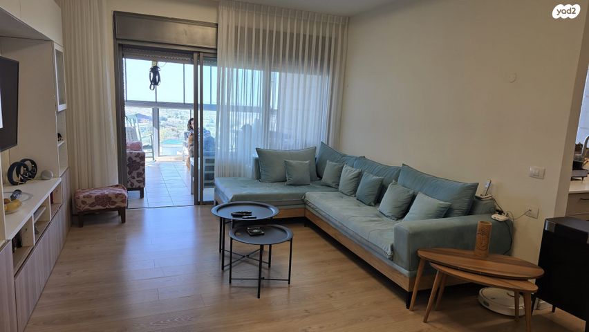 כיכר עמוס הנביא 