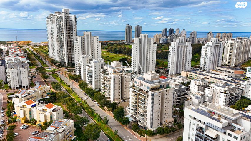 דירה, שלום עליכם, אגמים, נתניה