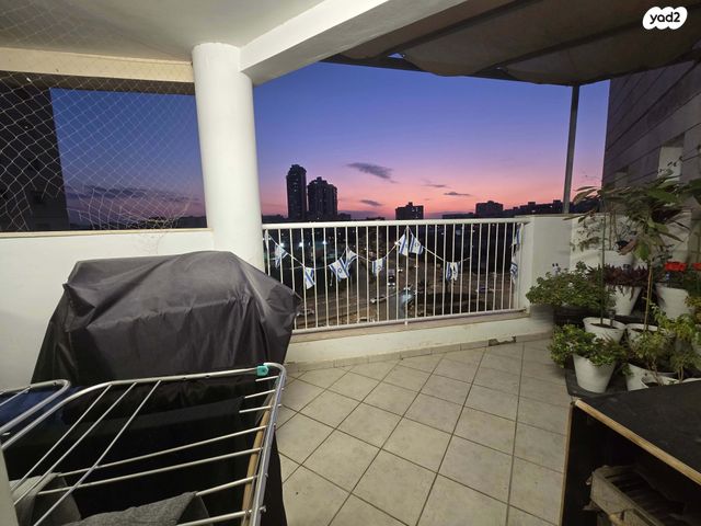 דירה, שדרות יוהנה ז'בוטינסקי, נווה זאב, נאות אילן, באר שבע