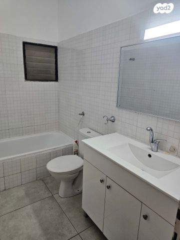 דירה, חיים הזז, סביוני הכרמל, חיפה