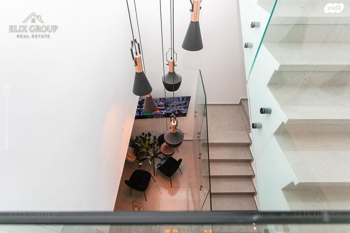 דו משפחתי, מעלה נוף, טירת כרמל