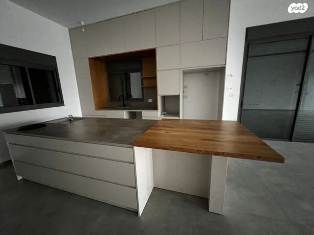 גג/ פנטהאוז, נץ, גבעת אלונים, קרית אתא