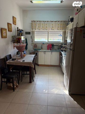 דירה, רש"י, הדר עליון, חיפה