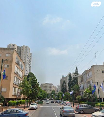 שדרות ירושלים 