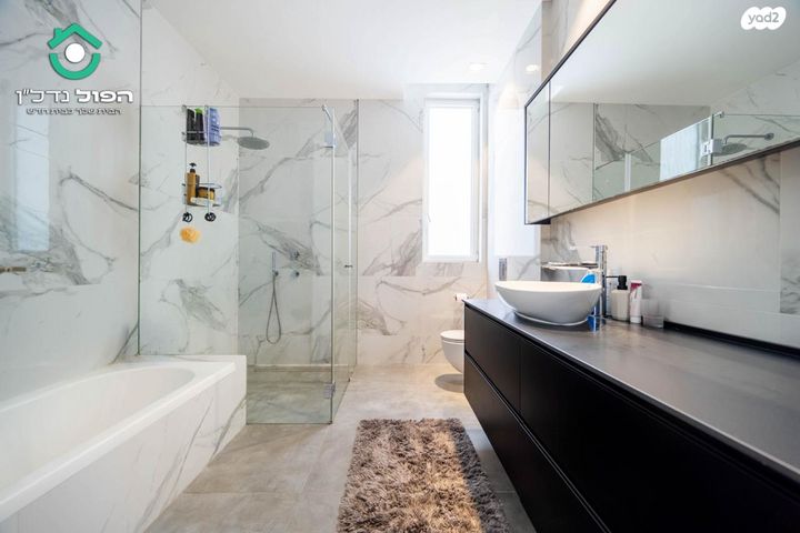 דו משפחתי, מנדס, קרית קריניצי, רמת גן