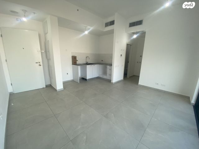 דירה, דרך שלמה, גבעת הרצל, אזור המלאכה יפו, תל אביב יפו