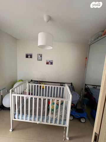 דירה, יוסף חכמי, בית וגן, ירושלים