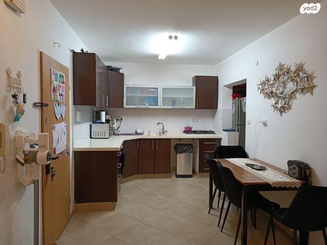 דירה, הסיתוונית, ראשון לציון