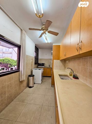 דירה, בלפור 89, לב העיר, בת ים