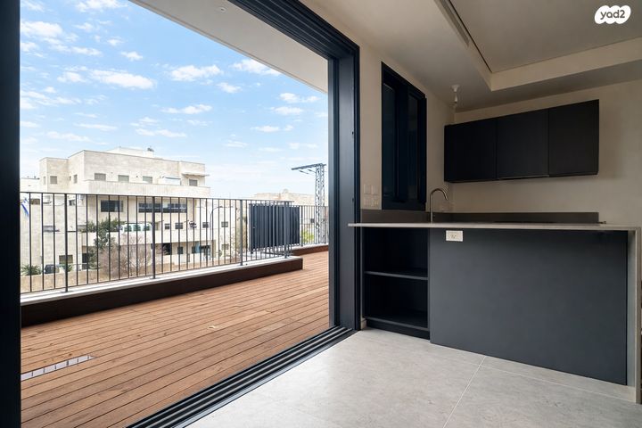 דירה, אוסקר שינדלר, צהלה, תל אביב יפו