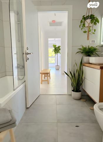 דירה, הפלמ"ח, קדימה צורן