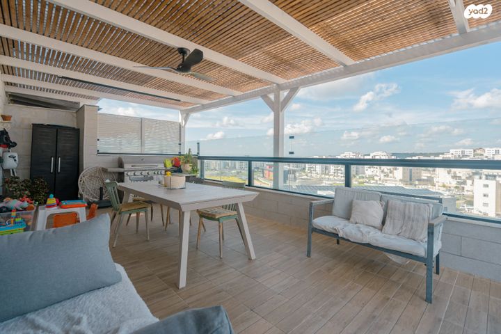 גג/ פנטהאוז, חריש