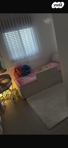 דירה, אריק שרון, נהריה