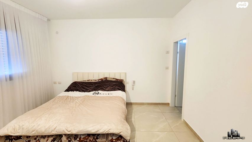 דירה, יצחק שמיר, נהריה