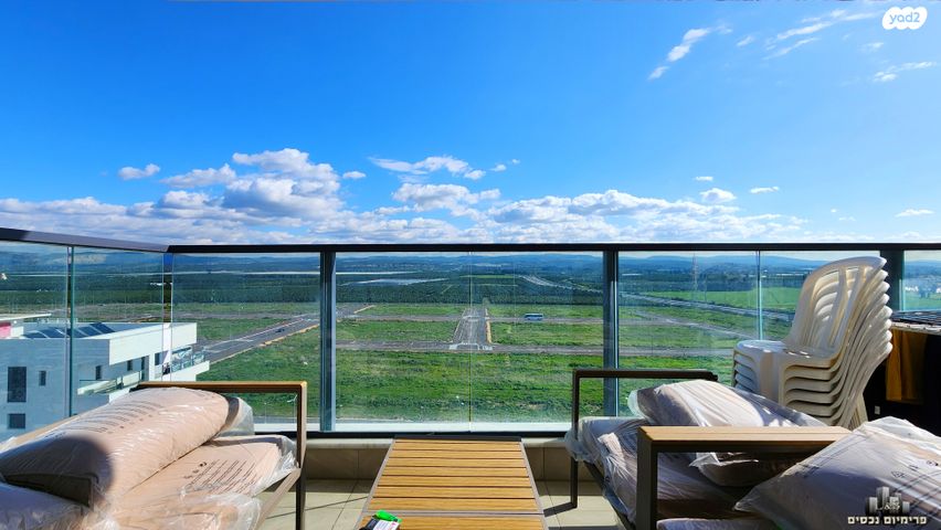 דירה, יצחק שמיר, נהריה