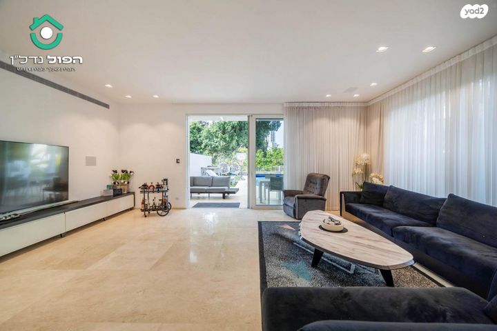 דו משפחתי, מנדס, קרית קריניצי, רמת גן